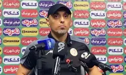 خطیبی: چند نفر روی سکوها به تیم فجر ضربه می‌زنند