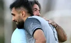 آقاسی با کاور بازیکنان اصلی استقلال+عکس