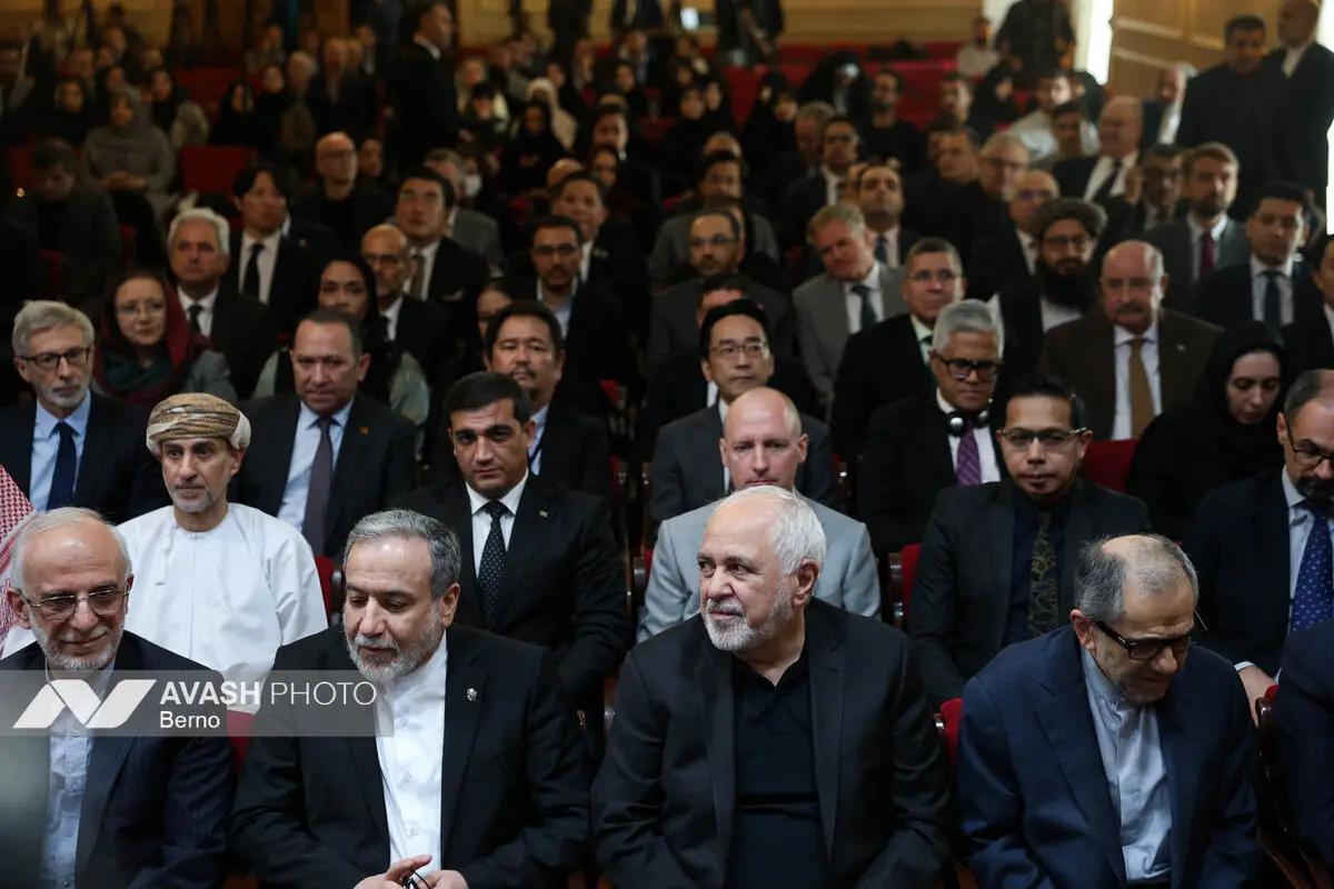 آیین گشایش مرکز اسناد و موزه شهید سید کمال خرازی و بازگشایی کتابخانه تخصصی وزارت امور خارجه