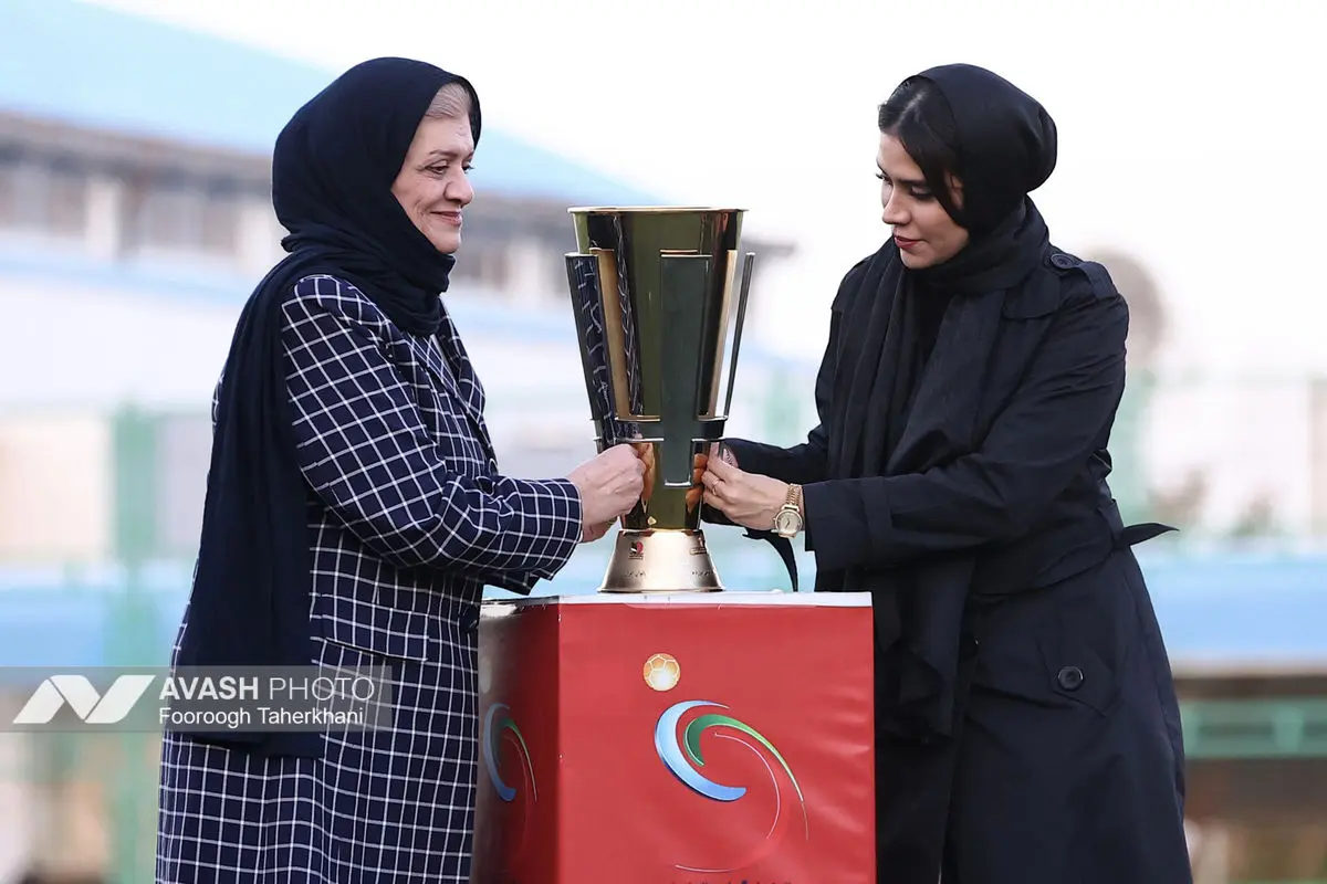 دیدار تیم های خاتون بم و سپاهان اصفهان