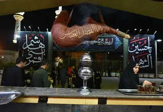 عدم استقرار موکب در مسیر اصلی مراسم تشییع رهبر شهید