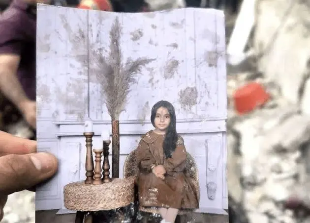 ۱۲ شهید در منطقه خیرآباد ورامین/ ادعای تازه آکسیوس درباره مذاکرات برای روز پنجشنبه یا شنبه/ فشار بن سلمان به ترامپ بنا بر گزارشی از نیویورک‌تایمز+ عکس و فیلم