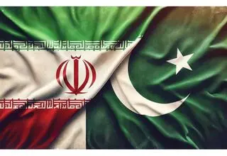 رویترز: عراق و پاکستان توافقنامه‌هایی در حوزه عبور انرژی از تنگه هرمز با ایران امضا کردند
