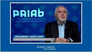 مردم و رهبران ایران، برنامه هسته‌ای را از دریچه عزت می بینند