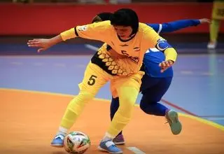 راضیه جزایری: سپاهان به‌ جای خرید قهرمانی بازیکن می‌سازد