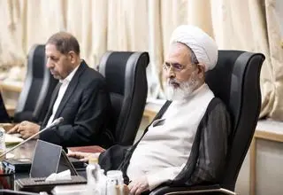 علیرضا اعرافی، چهره‌ای آرام با نقشی پررنگ در حوزه و سیاست/مسیر آیت الله اعرافی از جامعه المصطفی تا شورای موقت رهبری