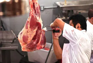 تشریح دلایل افزایش قیمت گوشت قرمز از سوی رئیس شورای تأمین دام کشور 