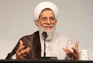 محمدحسنی: ملت ایران در دفاع مقدس سمت درست تاریخ ایستاد