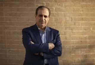 نفوذ در میان آدم‌های معمولی نداریم/ این قانون‌ها هیچ گره‌ای را باز نمی‌کند