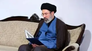 آیت‌الله مجتبی خامنه‌ای در راهپیمایی روز قدس+ عکس