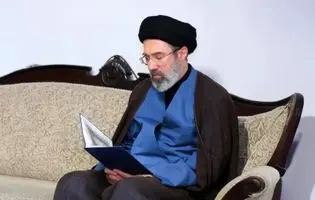آیت‌الله مجتبی خامنه‌ای در راهپیمایی روز قدس+ عکس