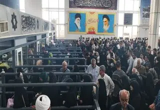 افزایش ۴۰ درصدی تردد زائران از پایانه مرزی مهران