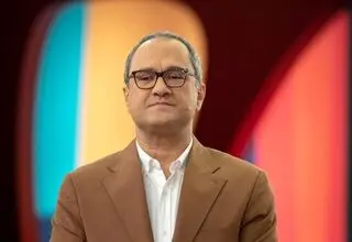 بازگشت رامبد جوان به عرصه تئاتر با تهیه‌کنندگی نمایش «زنبورهای کارگر» 