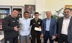 نابغه تنیس روی میز ایران به دیدار علیرضا دبیر رفت