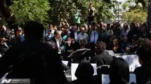 پیکر «احمد پژمان» با حضور جمعی از هنرمندان و مسئولین تشییع شد