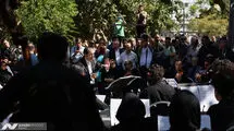 پیکر «احمد پژمان» با حضور جمعی از هنرمندان و مسئولین تشییع شد