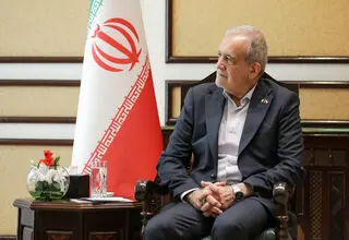 می‌توانیم حجم روابط ایران و پاکستان را از 3 میلیارد به 10 میلیارد دلار ارتقاء دهیم