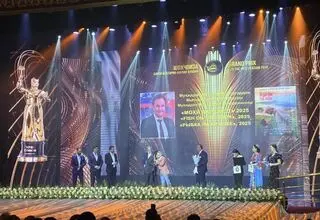 فردین خلعتبری و محی‌الدین مظفر با «ماهی در قلاب» جایزه گرفتند