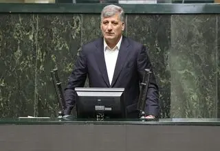 سازمان برنامه و بودجه حقوق سپاه، ارتش و نیروی انتظامی را افزایش دهد