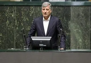 سازمان برنامه و بودجه حقوق سپاه، ارتش و نیروی انتظامی را افزایش دهد