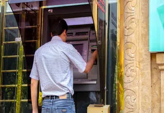 ۲۵ تا ۲۶ میلیون نفر باید از فهرست یارانه‌بگیران حذف شوند